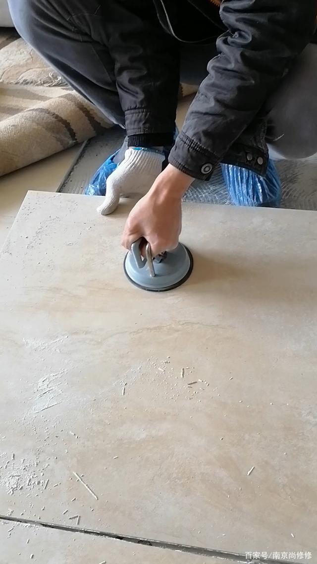 地板砖空鼓怎么修补(地板砖空鼓怎么修补视频讲解)