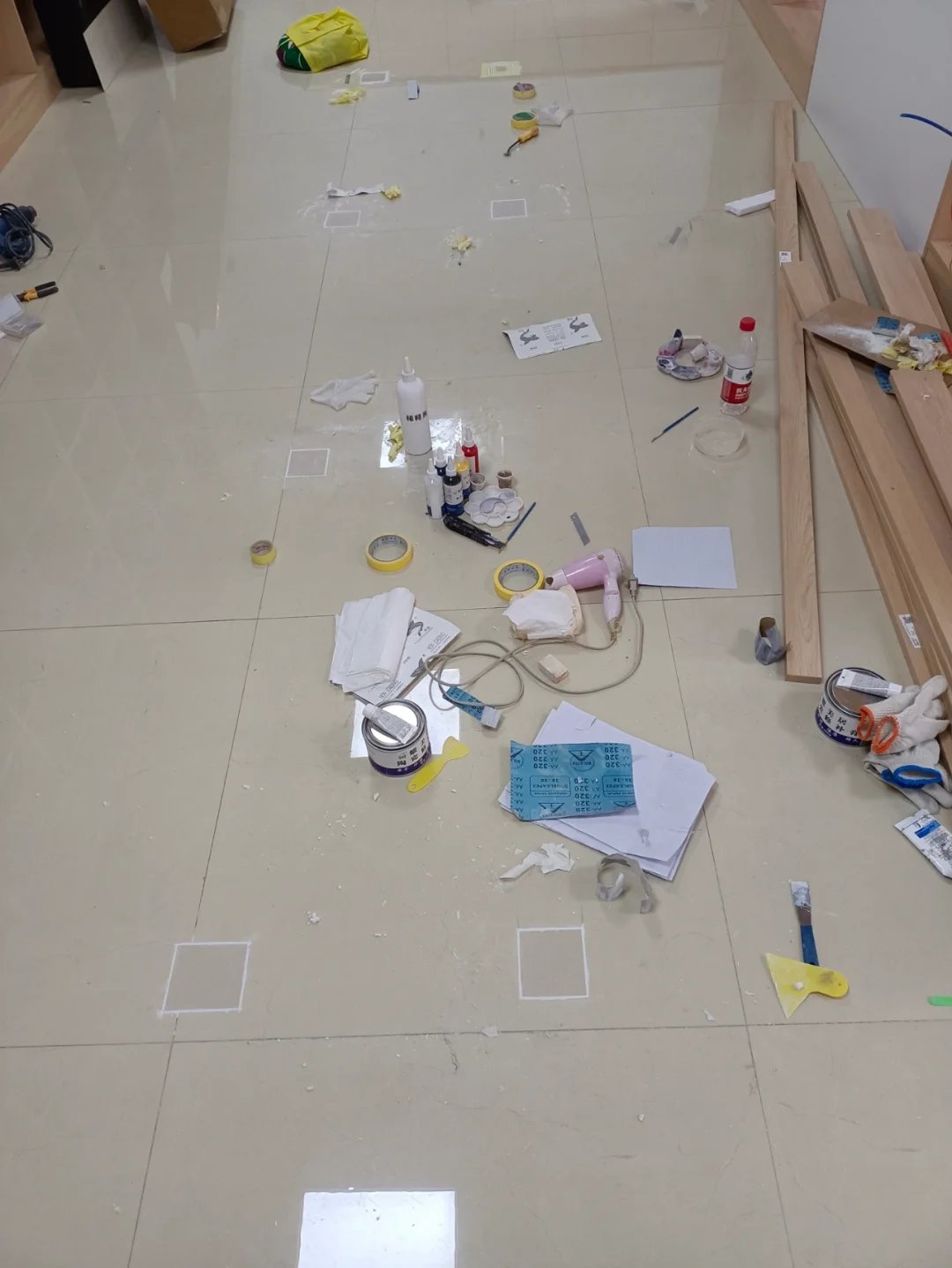 瓷砖烂了怎么办才能修复干净(瓷砖烂了怎么办才能修复干净视频)